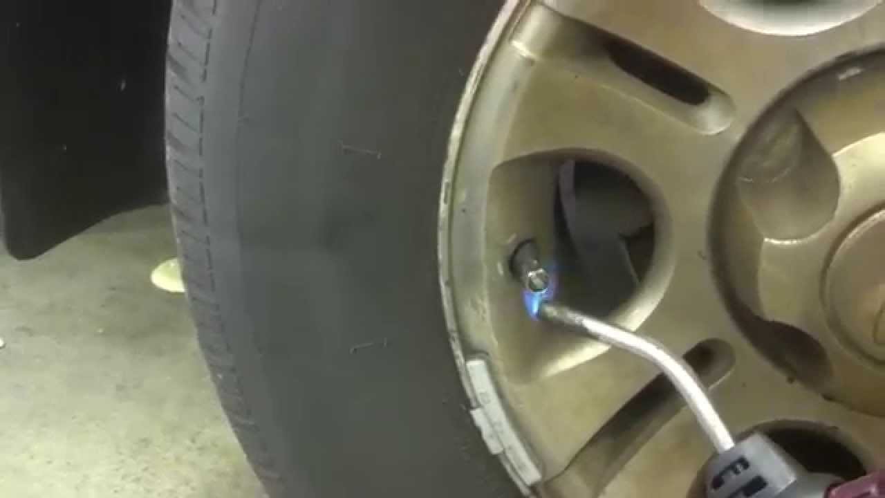 How to Remove Stuck Valve Stem Cap