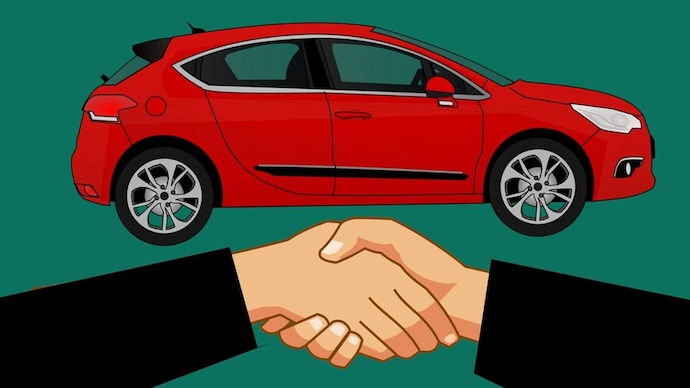 How to Transfer Car Registration to Another Person