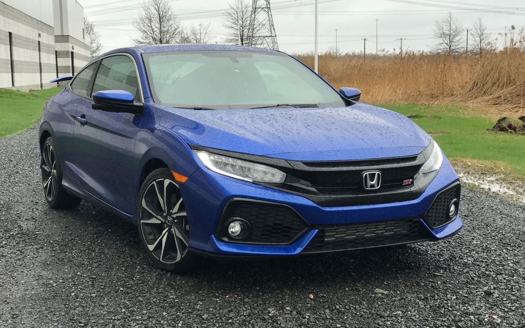 Is a Honda Civic a Sports Car