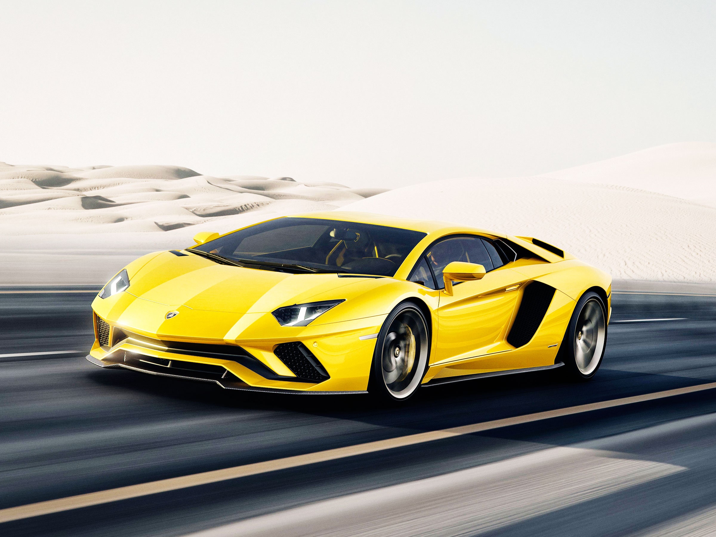 Is a Lamborghini a Sports Car Or Supercar