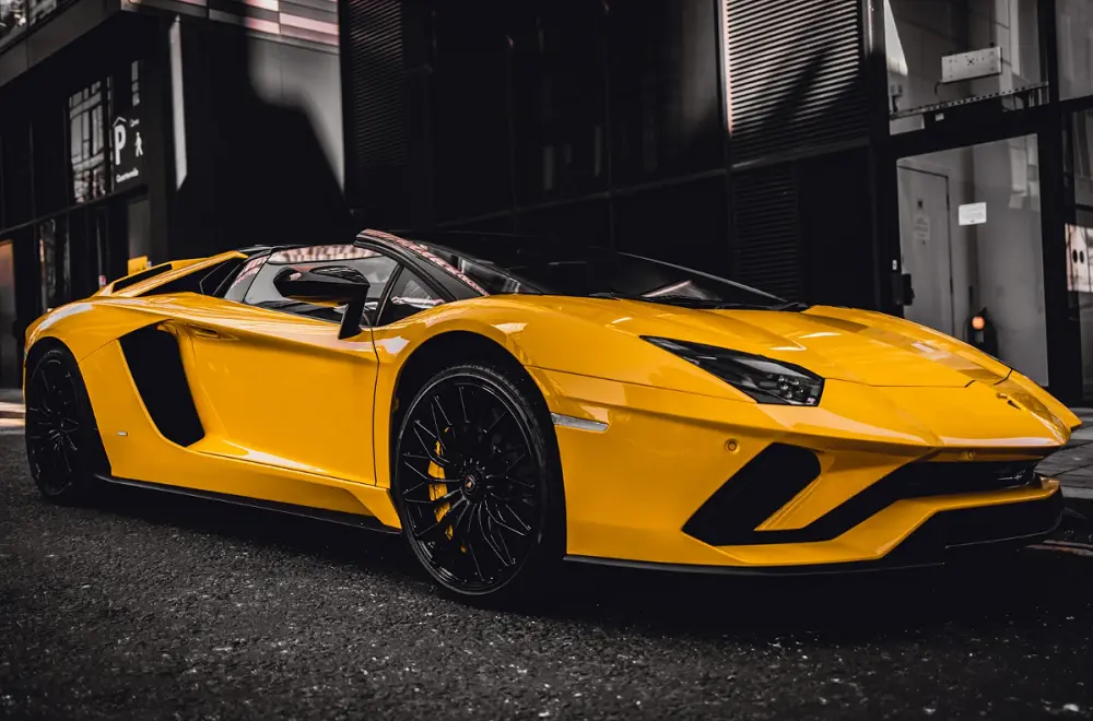 Automotivian Category - Luxury Car